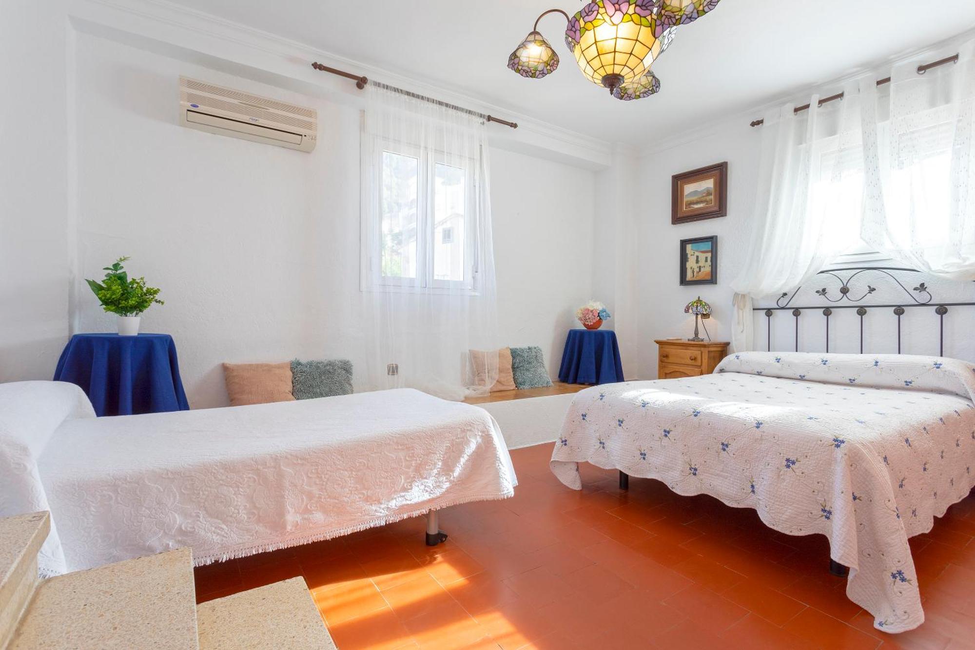 Casa Jardin Del Olivar Con Piscina Privada Alcaucin Ngoại thất bức ảnh